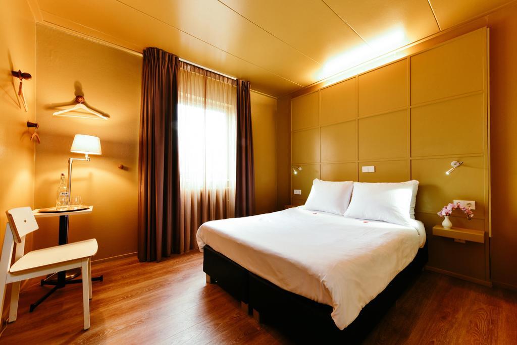 Hotel Raecks Haarlem Luaran gambar